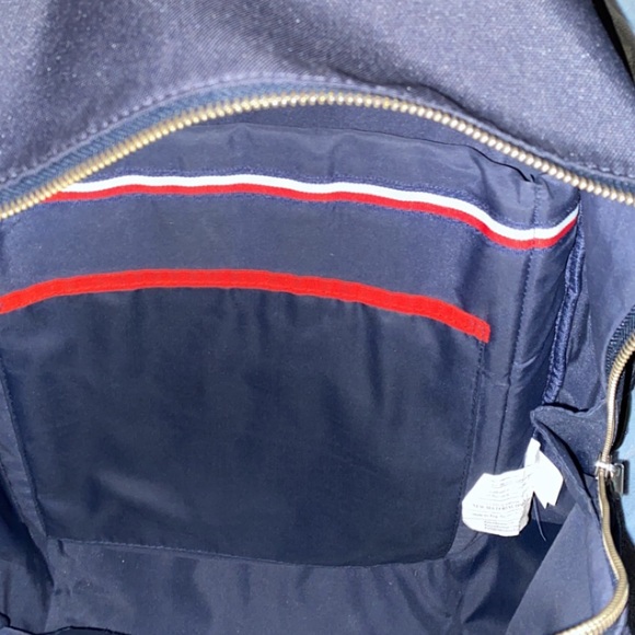 Tommy Hilfiger backpack - Picture 3 of 3